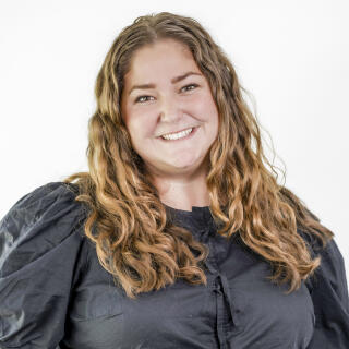 Caroline Sirk headshot