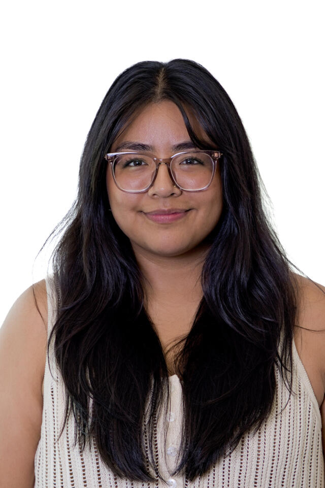 Headshot of Pam Flores